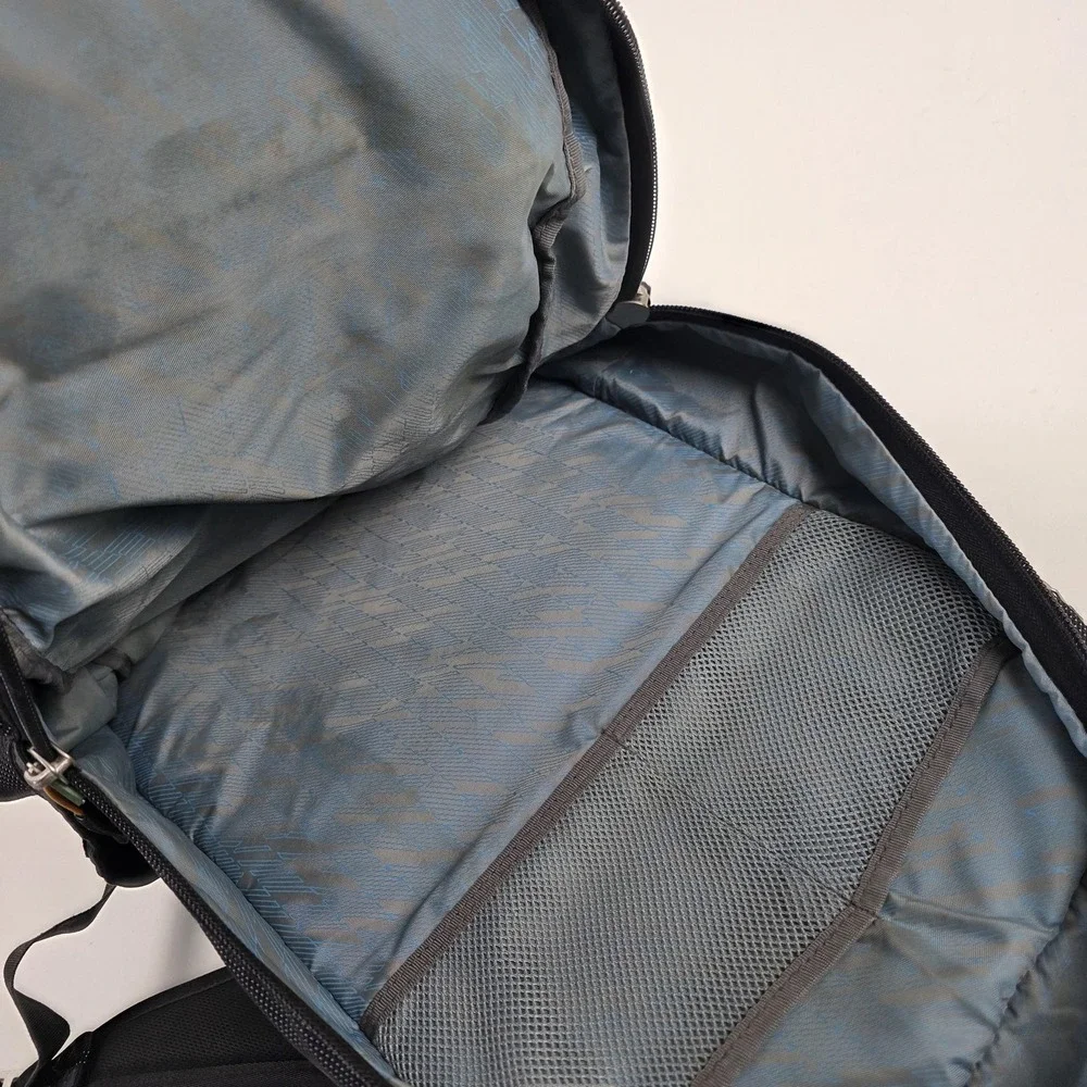 Thule Backpack Black 18 Inch Laptop Bag Travel Daypack Men Nylon Polka Dot